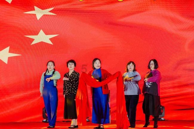 周立波找“小说创作的模特儿”